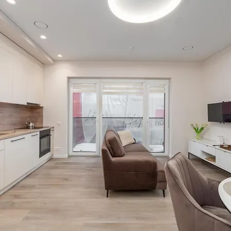 Modern Next To Clinics *