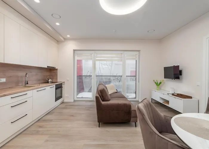 Modern Next To Clinics *