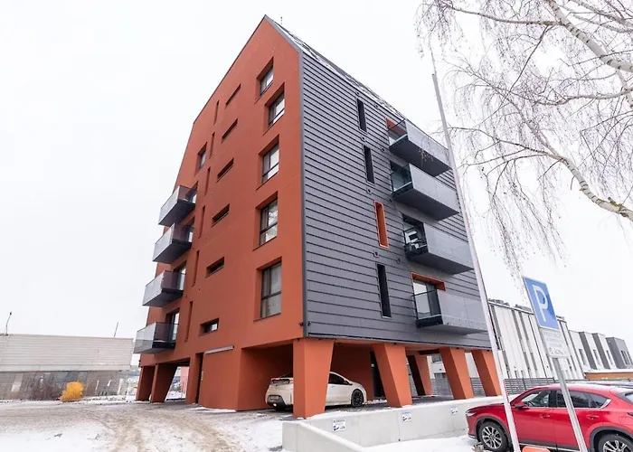 Modern Next To Clinics *